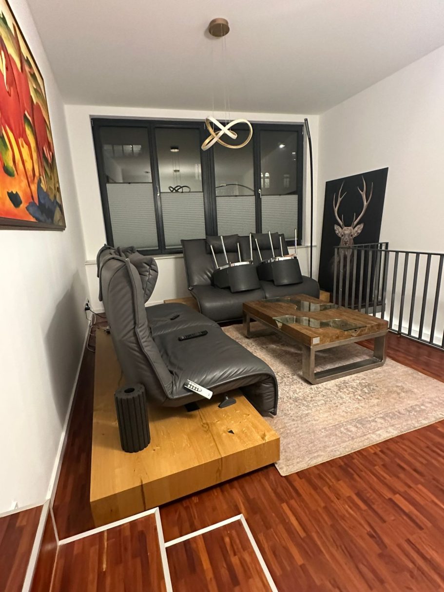 Innenraum in Berlin nach Abriss und Entkernung, vorbereitet für Reinigung und Neuaufbau durch fix und klar mit Angebot innerhalb von 24 Stun